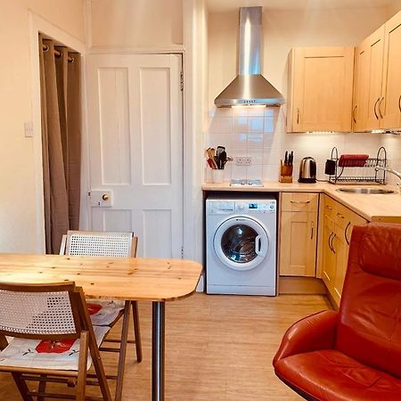 Royal Mile Apt, Just 1 Min From Edinburgh Castle! Edimburgo Exterior foto
