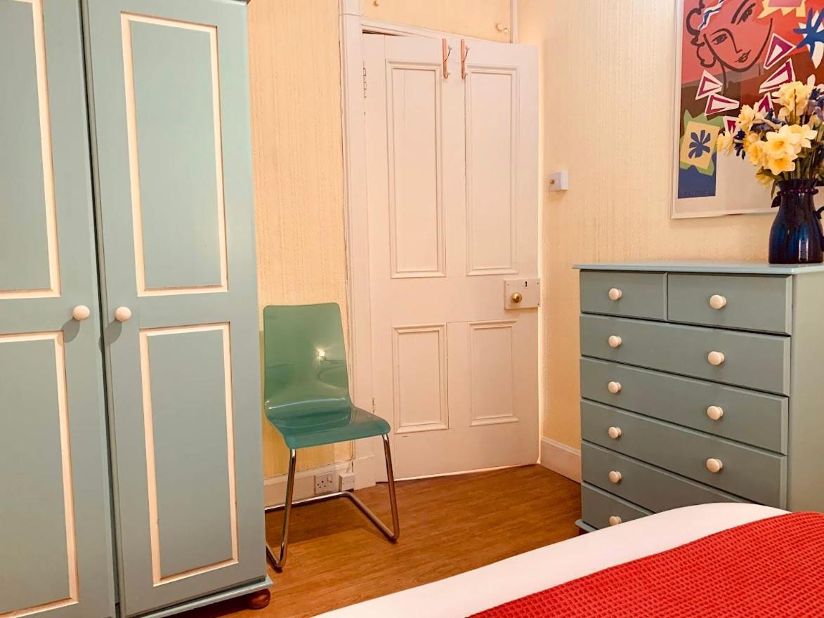 Royal Mile Apt, Just 1 Min From Edinburgh Castle! Edimburgo Exterior foto