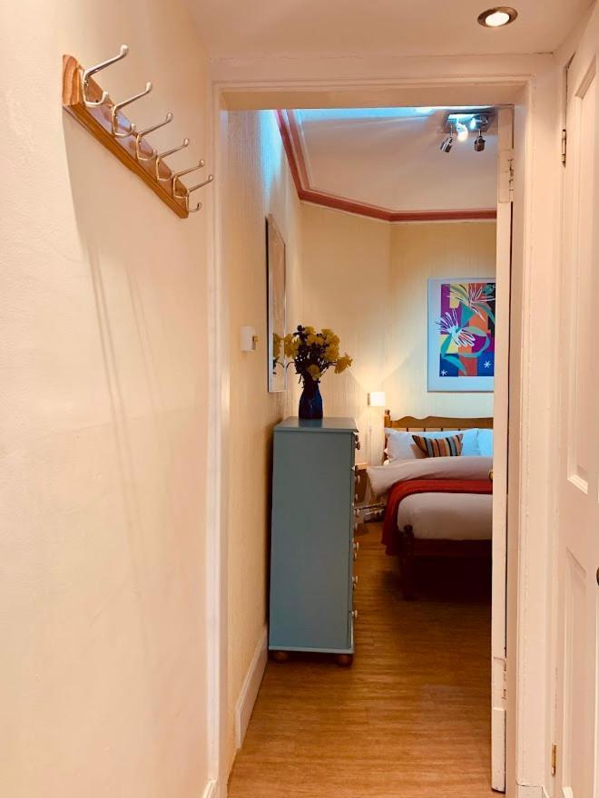 Royal Mile Apt, Just 1 Min From Edinburgh Castle! Edimburgo Exterior foto